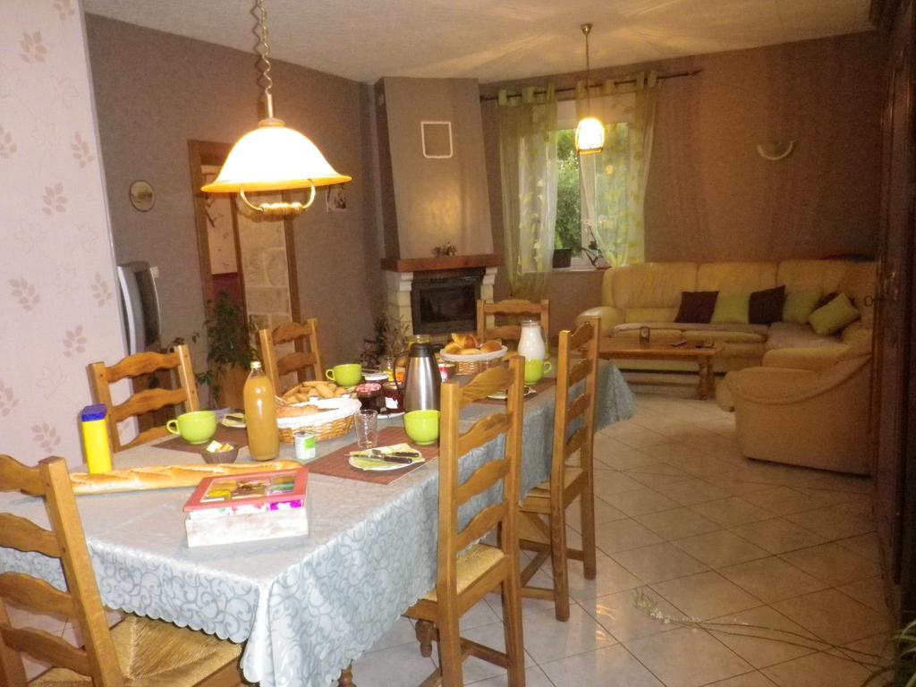 Chambre D'Hotes La Ferme Du Vallon Moirey Bagian luar foto